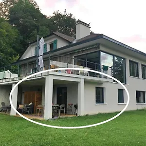 appart-au-calme-avec-vue-lac-et-montagnes.hotels-rhonealpes.com/